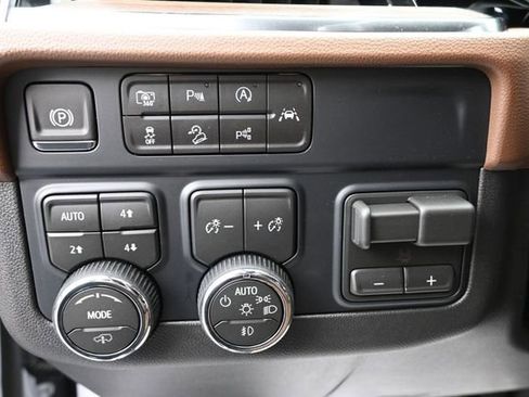 New 2026 Chevrolet Tahoe High Country AWD/4WD image 43