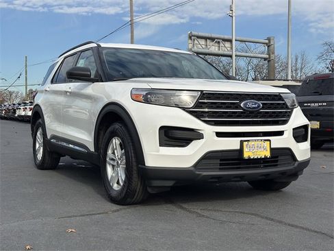 Certified 2022 Ford Explorer XLT image 47