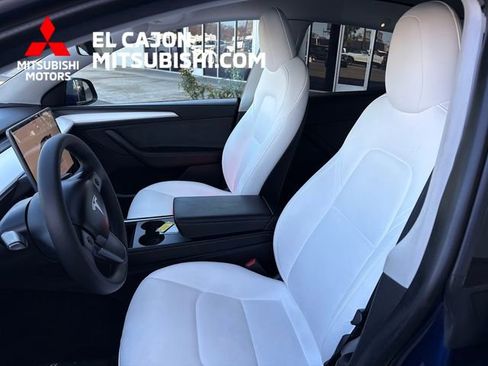 Used 2023 Tesla Model Y Long Range image 11