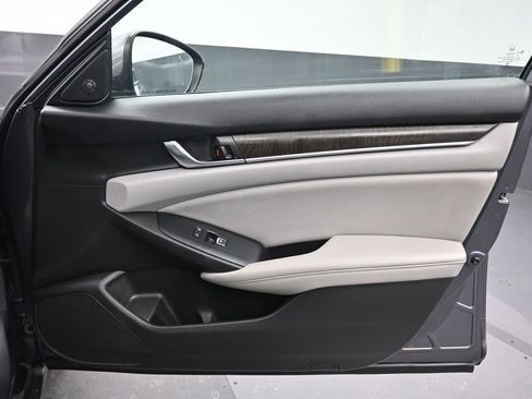 Used 2020 Honda Accord EX-L image 43