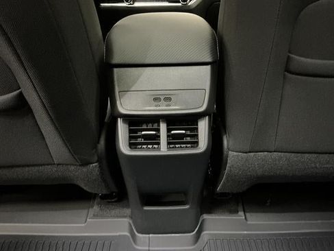 New 2027 Chevrolet Equinox LT w/ Safety and Technology Package AWD/4WD image 28