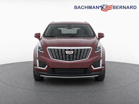 Used 2022 Cadillac XT5 Premium Luxury FWD image 2