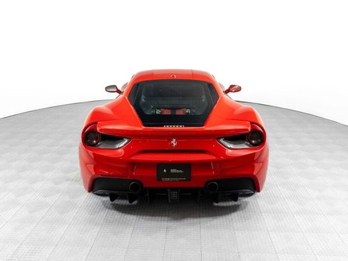 Used 2017 Ferrari 488 GTB RWD image 6