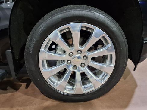 Used 2022 Chevrolet Silverado 1500 High Country image 22