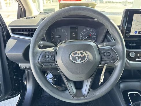 Used 2023 Toyota Corolla LE image 14