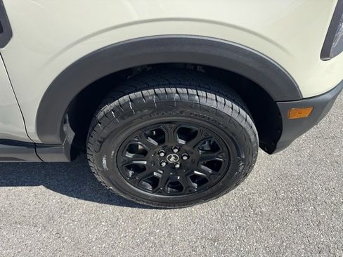 New 2025 Ford Bronco Sport Badlands image 28