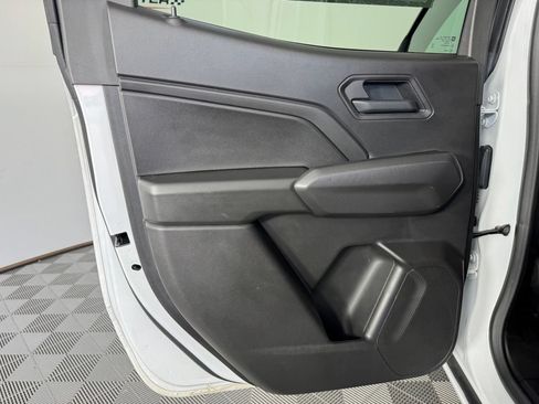 Used 2025 Chevrolet Colorado Trail Boss AWD/4WD image 26