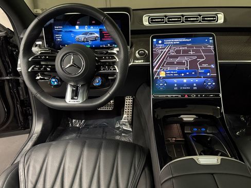 Used 2025 Mercedes-Benz S 63 AMG S image 38