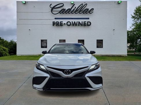 Used 2021 Toyota Camry XSE image 8