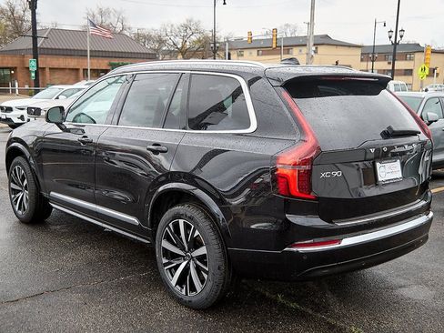 New 2025 Volvo XC90 B6 Core w/ Protection Package Premier image 7