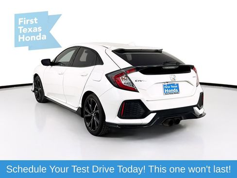 Used 2018 Honda Civic Sport image 5