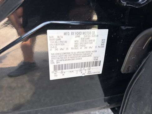 Used 2016 Ford Edge Titanium w/ Equipment Group 301A AWD/4WD image 34