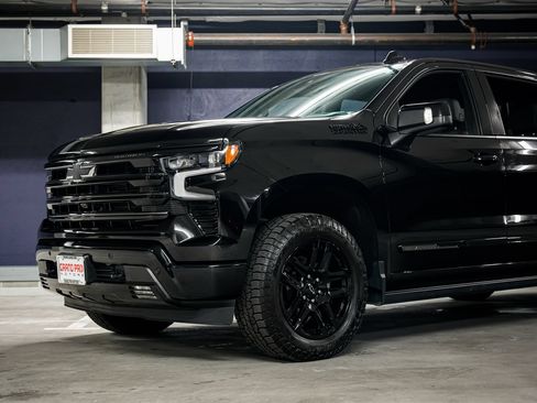 Used 2024 Chevrolet Silverado 1500 High Country w/ Midnight Edition AWD/4WD image 38