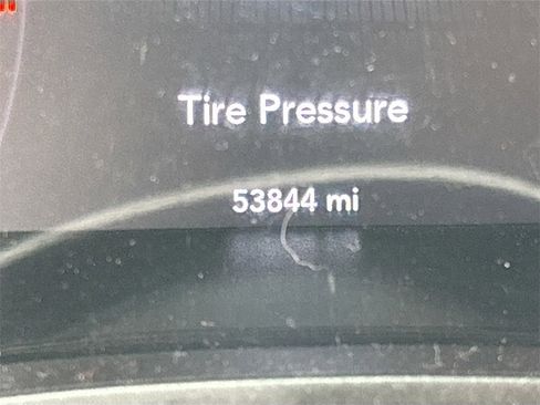 Used 2022 Dodge Challenger GT image 12