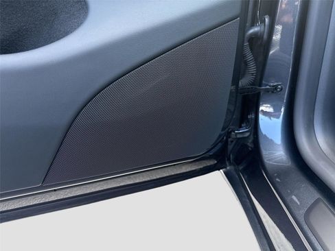 Used 2025 Tesla Model Y Performance image 18