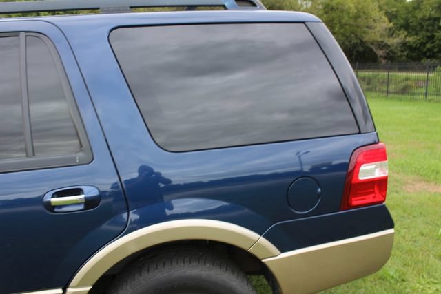 Used 2011 Ford Expedition XLT w/ 203A Rapid Spec Order Code AWD/4WD image 12