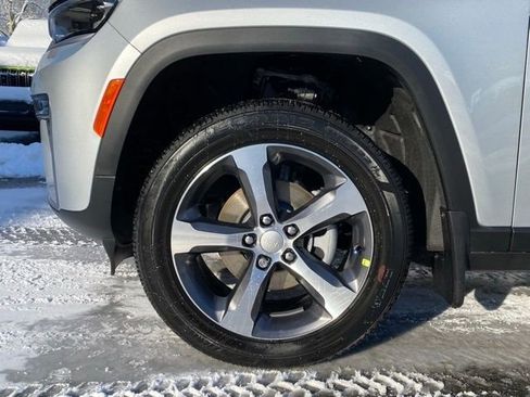 New 2026 Jeep Grand Cherokee Limited image 16