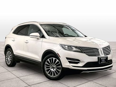 Used 2018 Lincoln MKC Reserve w/ Lincoln MKC Climate Package AWD/4WD image 2