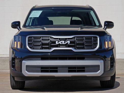 Used 2025 Kia Telluride S image 7