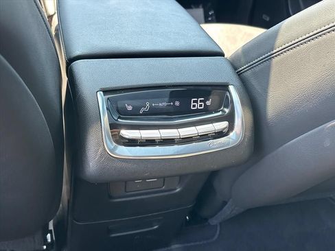 Used 2024 Cadillac XT6 Sport w/ Technology Package AWD/4WD image 21