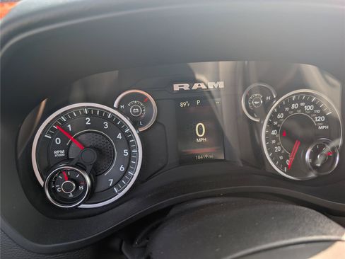 Used 2025 RAM 1500 Big Horn AWD/4WD image 29