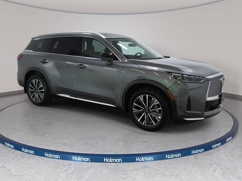 Certified 2026 INFINITI QX60 Luxe w/ Cargo Package AWD/4WD image 3