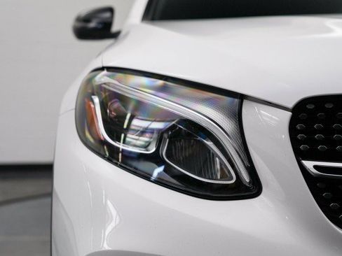 Used 2018 Mercedes-Benz GLC 300 4MATIC Coupe image 13