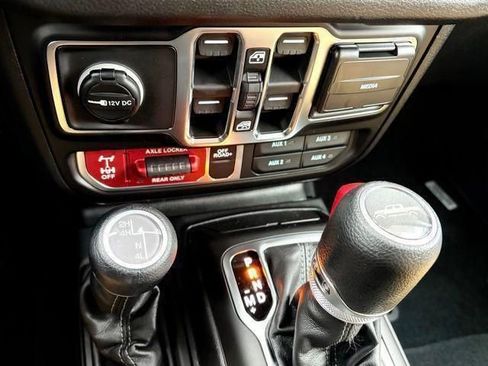 New 2026 Jeep Gladiator Willys AWD/4WD image 21