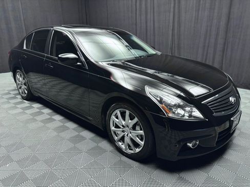 Used 2013 INFINITI G37 Sport RWD image 7