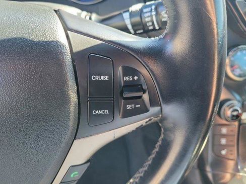 Used 2013 Hyundai Genesis 3.8 RWD image 22