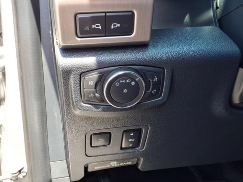 Used 2022 Ford F250 Platinum AWD/4WD image 19