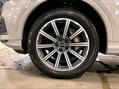 Certified 2023 Audi Q7 2.0T Premium Plus w/ Premium Plus Package AWD/4WD image 9