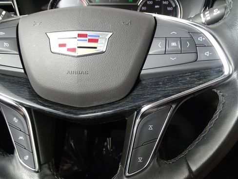 Used 2022 Cadillac XT5 Premium Luxury image 29