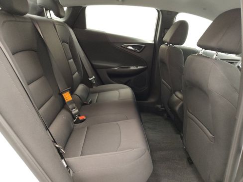 Used 2022 Chevrolet Malibu LS w/ Driver Confidence Package II FWD image 19