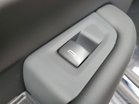 New 2026 Chevrolet Suburban LT w/ Comfort Package image 18