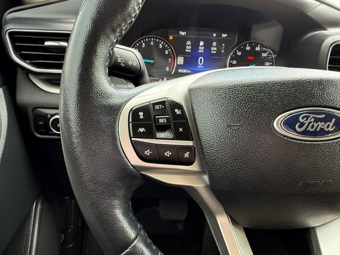 Used 2023 Ford Explorer XLT w/ Equipment Group 202A image 24