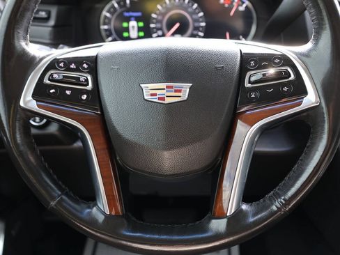 Used 2019 Cadillac Escalade ESV Luxury AWD/4WD image 18