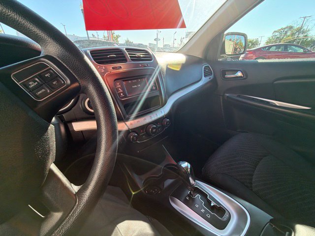 Used 2018 Dodge Journey SE AWD/4WD image 39