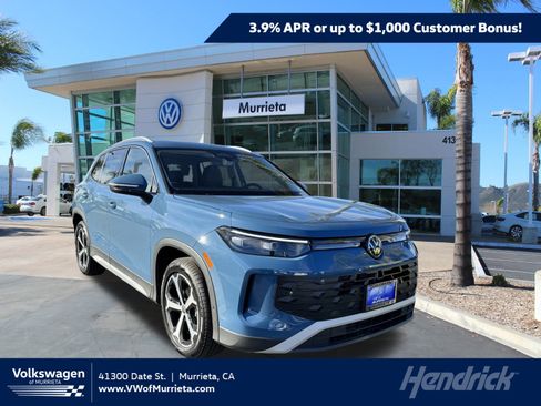 New 2026 Volkswagen Tiguan SE image 1