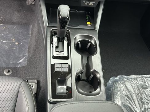 New 2026 Subaru Outback Limited image 16