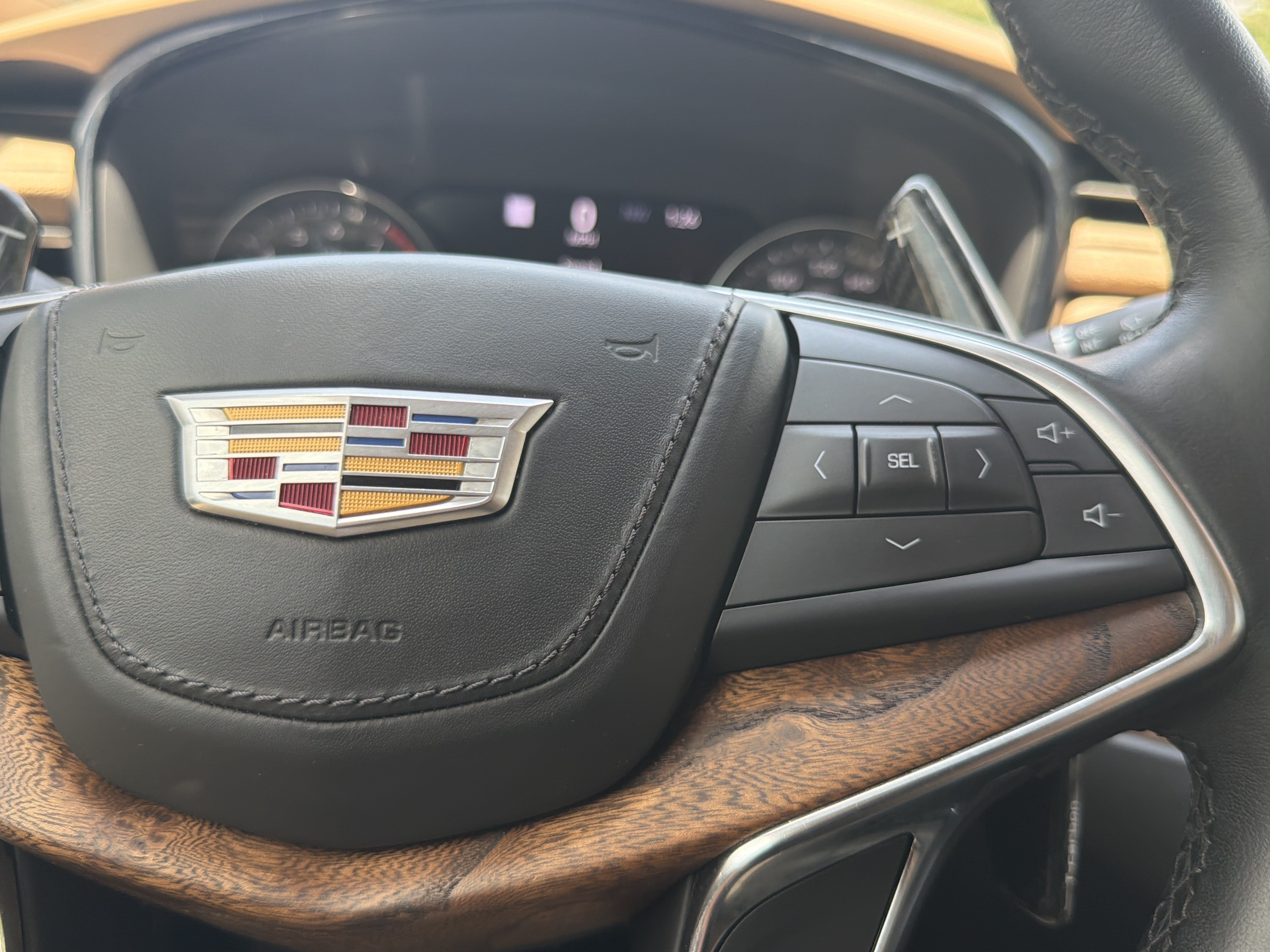 Used 2022 Cadillac XT5 Premium Luxury w/ Platinum Package FWD image 27