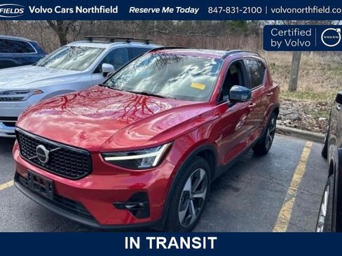 Certified 2023 Volvo XC40 B5 Plus w/ Driver Assist Package AWD/4WD image 1