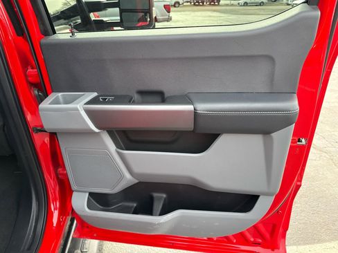 Used 2025 Ford F350 XLT image 23