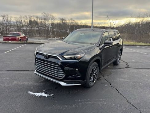 New 2026 Toyota Grand Highlander AWD Hybrid image 7