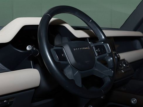 Used 2023 Land Rover Defender 110 X-Dynamic SE image 29