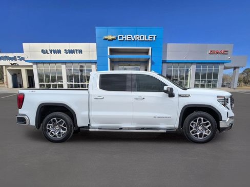New 2026 GMC Sierra 1500 SLT w/ SLT Premium Plus Package AWD/4WD image 4