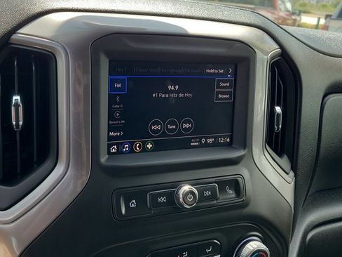 Used 2025 Chevrolet Silverado 2500 Custom w/ Custom Value Package image 30