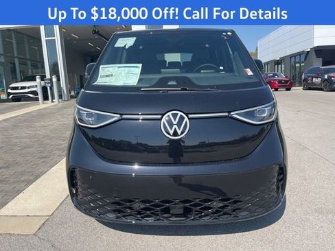 New 2025 Volkswagen ID. Buzz Pro S image 2