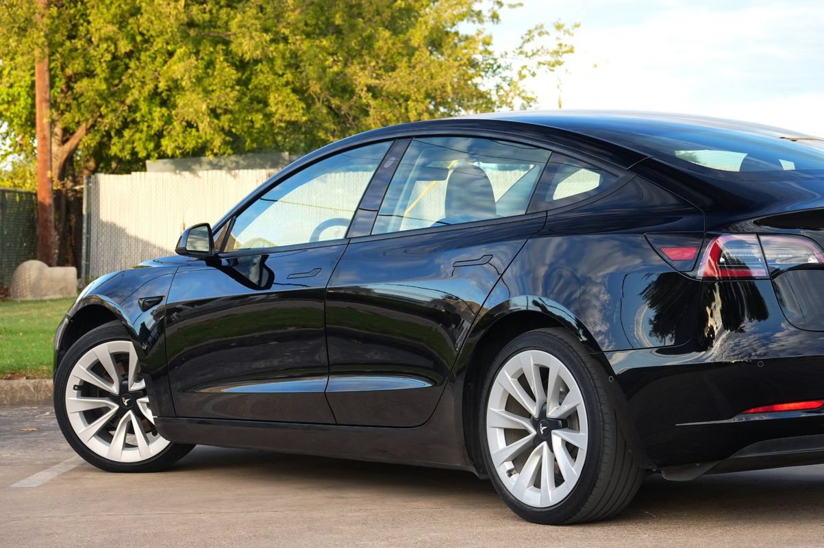 Used 2022 Tesla Model 3 RWD image 33