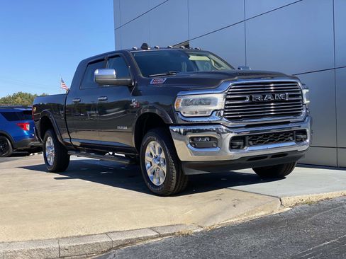 Used 2019 RAM 2500 Laramie image 2